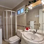 House Deluxe *